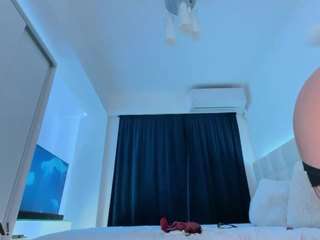 scarletandtom Live Webcam on CamSoda