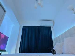 scarletandtom webcam