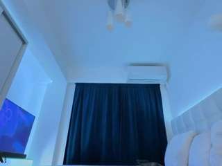 scarletandtom webcam