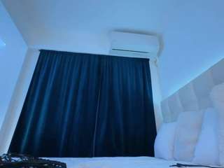 le modèle scarletandtom est en webcam porno dans un show sur le site camsoda, il possède les tags suivants: ass,pov,goon,hazel eyes,lingerie,mistress,natural,oil,pussy,findom,sexy,shaved pussy,solo,solo show,sph,swallow,ass bouncing,fingers,femdom,denied