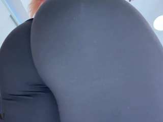 scarletandtom Live Webcam on CamSoda