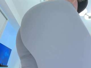 scarletandtom webcam