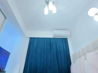 scarletandtom webcam