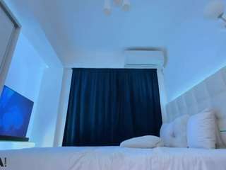 scarletandtom Live Webcam on CamSoda