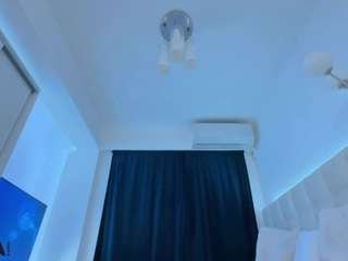 scarletandtom Live Webcam on CamSoda