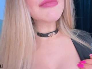 scarletandtom Live Webcam on CamSoda