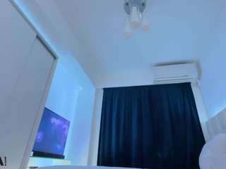 scarletandtom Live Webcam on CamSoda