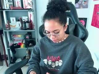 alesyahampton