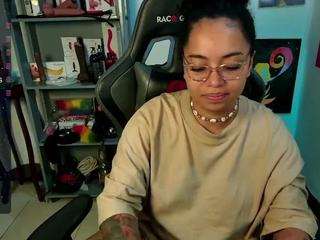 alesyahampton