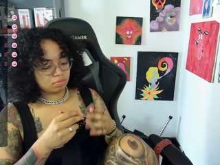 alesyahampton webcam