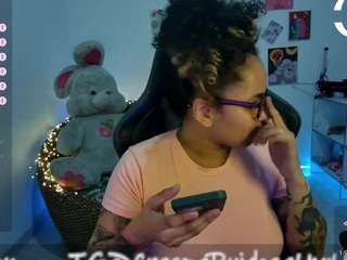 alesyahampton Live Webcam on CamSoda