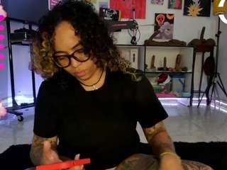 alesyahampton