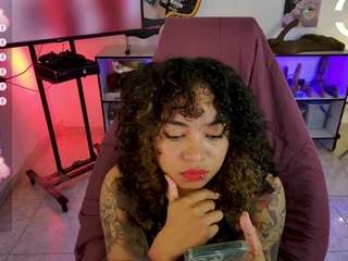 alesyahampton live profile