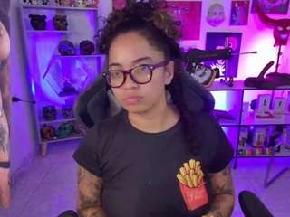alesyahampton live cam preview