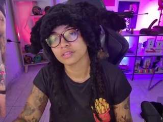 alesyahampton