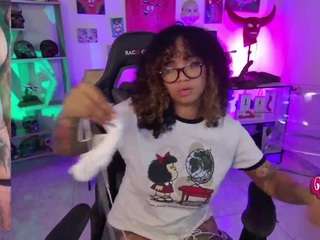 alesyahampton