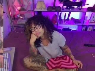 alesyahampton