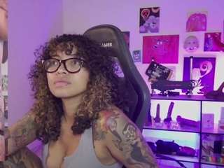 alesyahampton