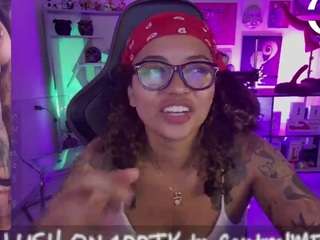 alesyahampton