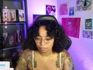 alesyahampton's Live Sex Cam Show