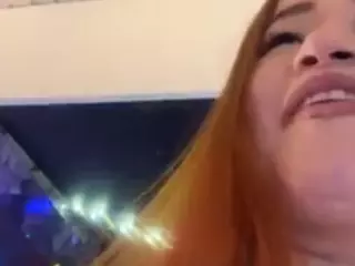 SarahWinter's Live Sex Cam Show
