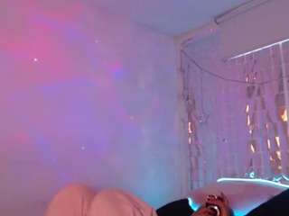  amapolaunicorn chat room