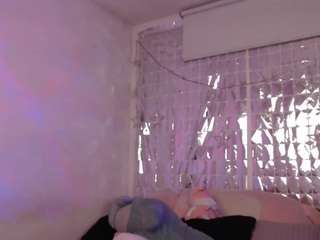 amapolaunicorn webcam