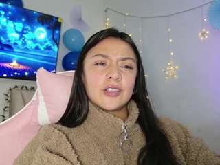 Live stream of amapolaunicorn