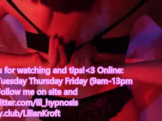 LilianKroft's live chat room