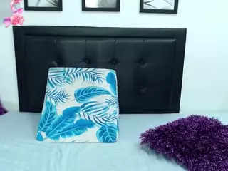 Kelly Joness's Live Sex Cam Show