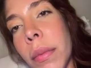 hilarityler Live Webcam on CamSoda