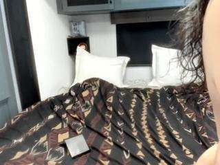 Live webcam model persiabitchh on Soda Cams