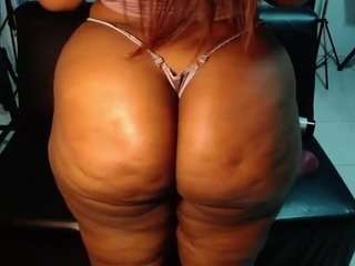 bigassxxx1 Live Webcam on CamSoda