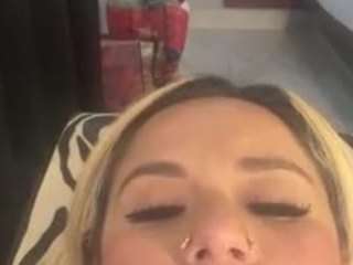 Live webcam model babybadazz on Soda Cams