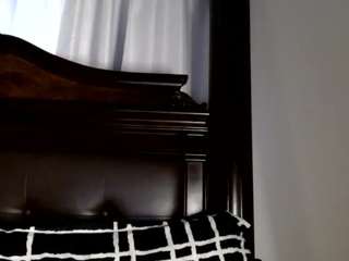 Live webcam model eve2020 on Soda Cams