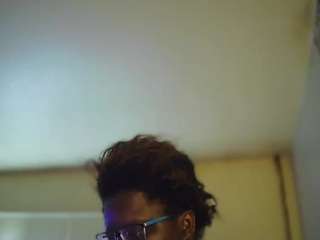 Yagurl_west live cam preview