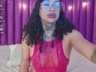 hollyvega Live Webcam on CamSoda