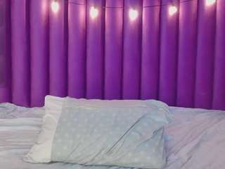 hollyvega