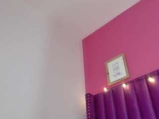  hollyvega chat room