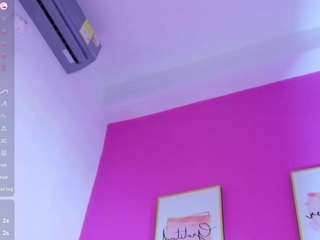 hollyvega Live Webcam on CamSoda