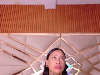 hollyvega live cam profile