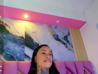 hollyvega