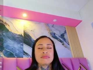 hollyvega