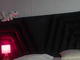 hollyvega