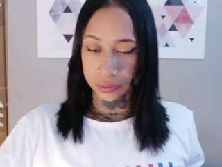 hollyvega