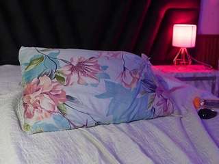 CATALEYA live webcam show
