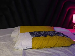 hollyvega