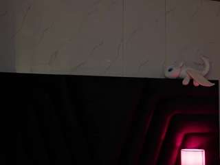 hollyvega