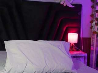 hollyvega