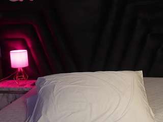hollyvega